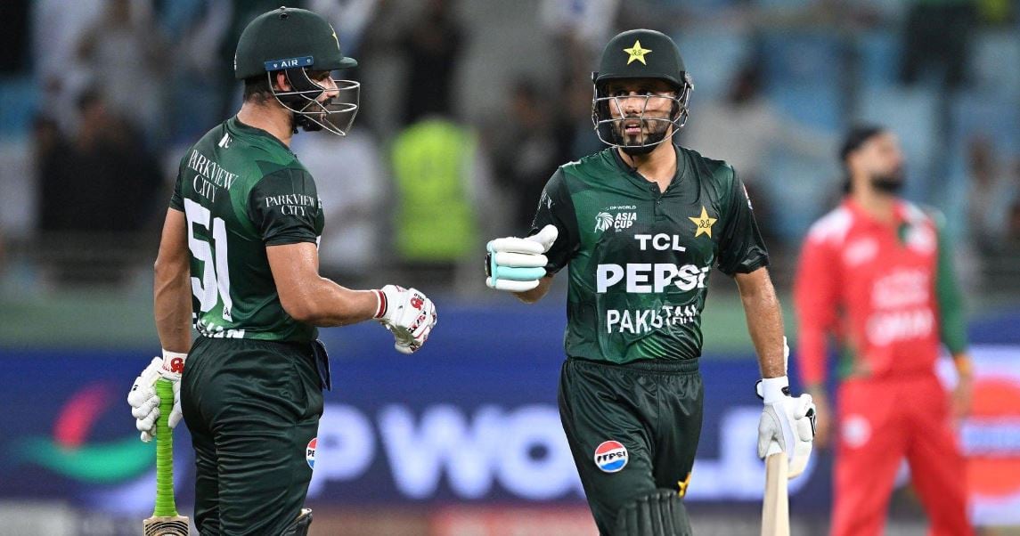 Pakistan Sets Target of 161 Runs Against Oman