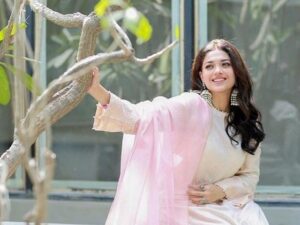 Sanam Jung Opens Up on Struggles of Living Abroad
